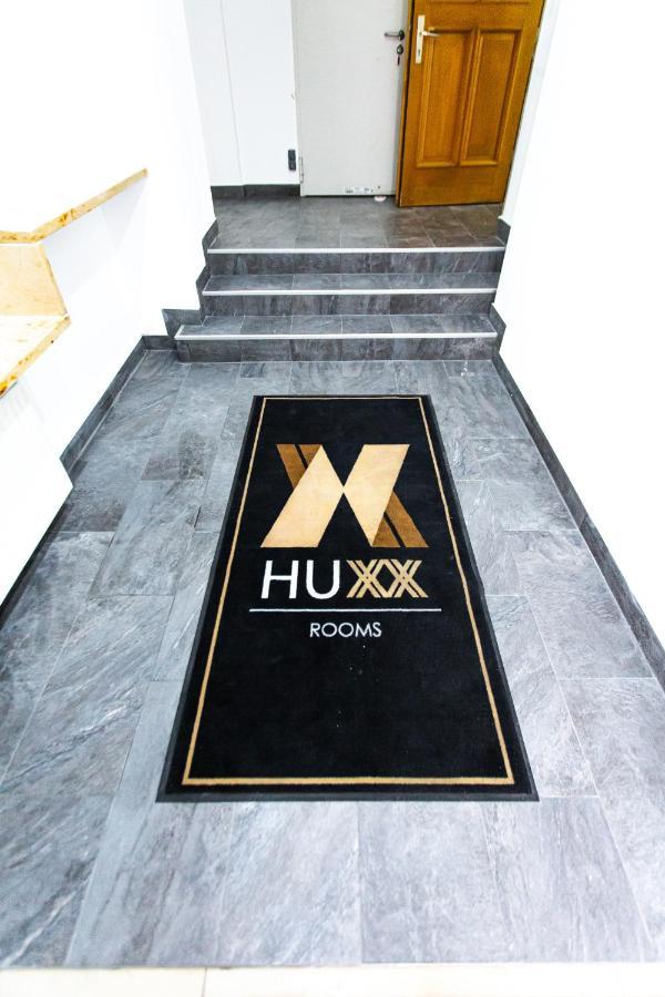 Huxx Süd 2*